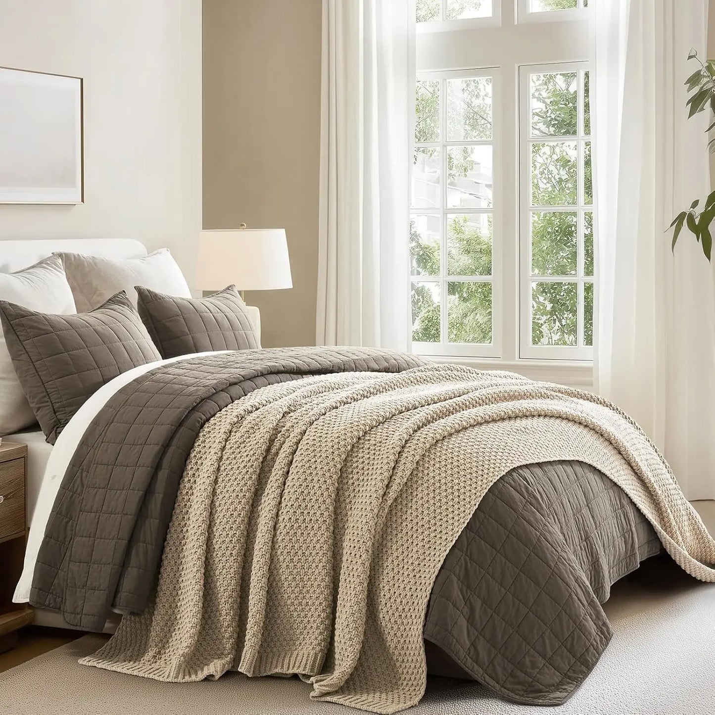 BETHEL Chenille Knit Blanket